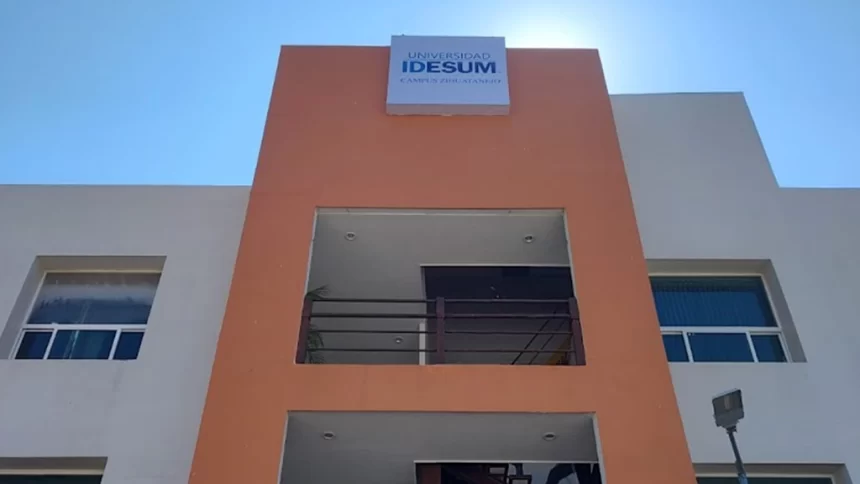 Universidad IDESUM Zihuatanejo